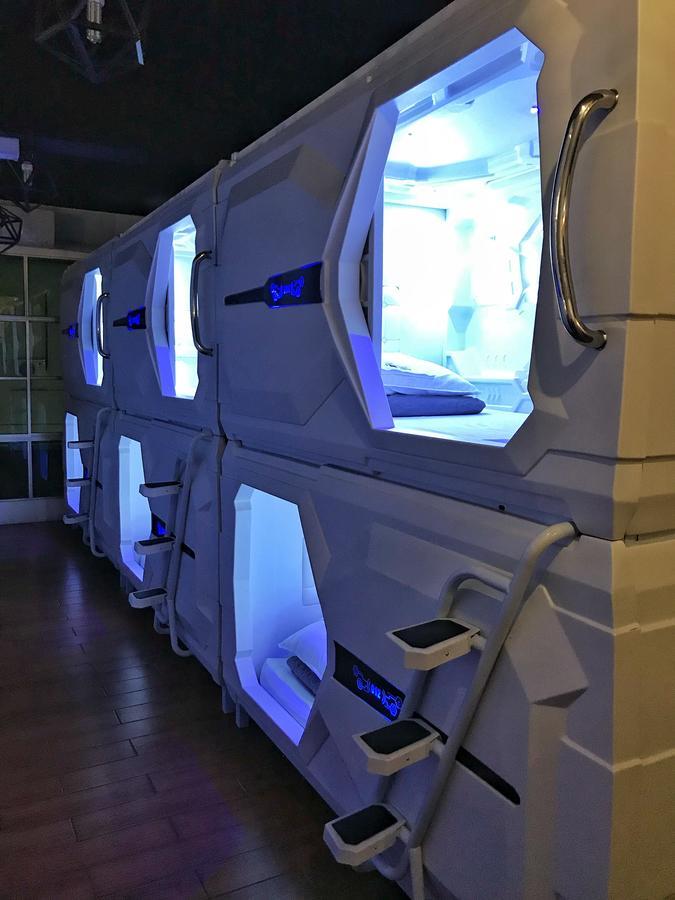 Aloha Capsule Hostel Semporna Bagian luar foto
