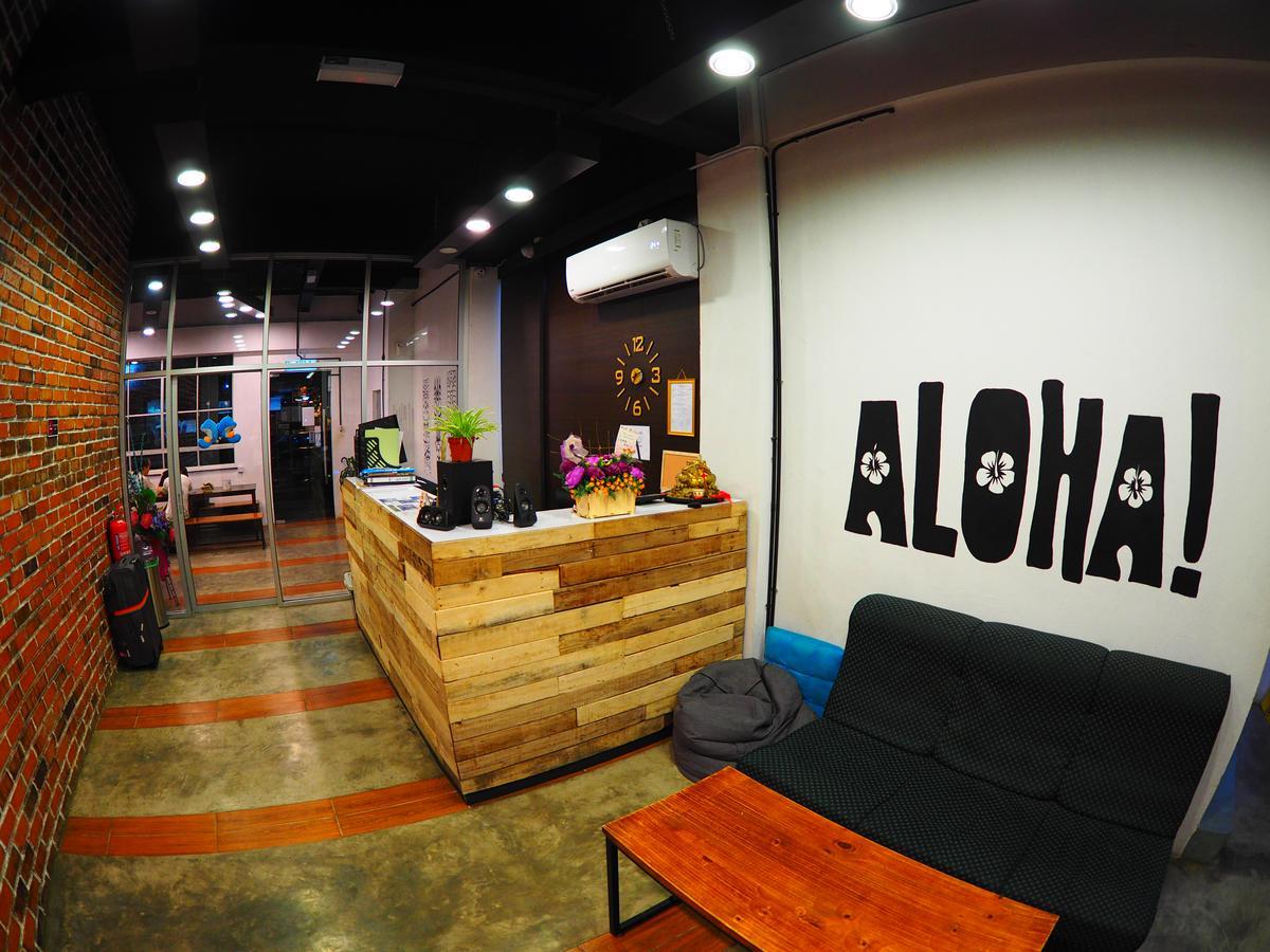 Aloha Capsule Hostel Semporna Bagian luar foto
